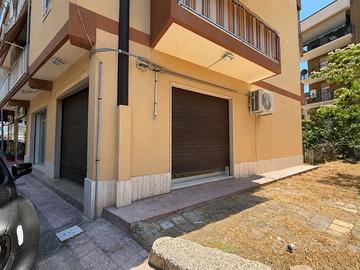 LOCALE COMMERCIALE Gela