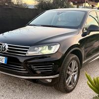 Volkswagen Touareg 3.0 TDI 262 CV tiptronic BlueMo