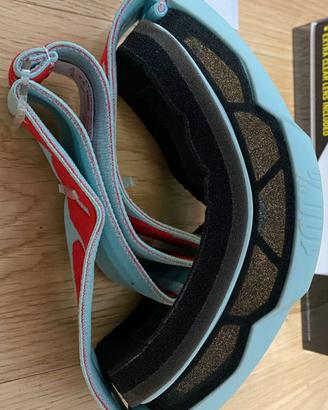 Maschera MTB Marca 100% modello "Accuri" celeste