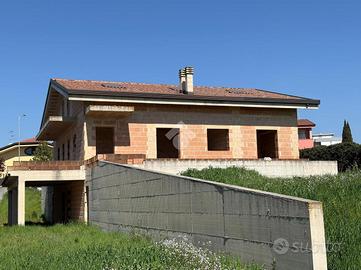 PORZIONE DI BIFAMILIARE A GIOIA DEL COLLE