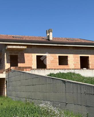PORZIONE DI BIFAMILIARE A GIOIA DEL COLLE