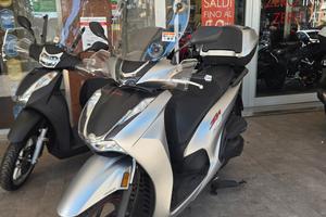 Honda SH 350 2023 sport EUROSCOOTER valuto permuta