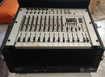 mixer vintage Behringer Eurorack MX1408X NO SPED