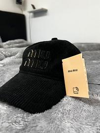 Cappello Miu Miu nero – nuovo con cartellino