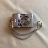 Nikon coolpix L12