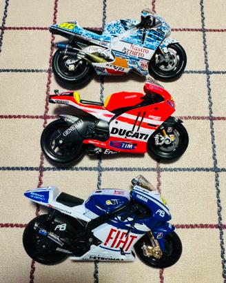 3 Moto GP Valentino Rossi 1:18