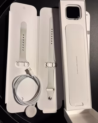 Apple Watch SE 2nd Gen 40 mm White