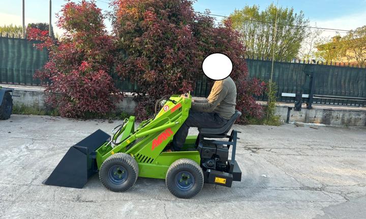 P147 - Minipala Avant