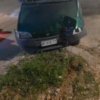 per pezzi di ricambio o intera 