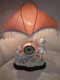 Soprammobile con luce ed orologio 