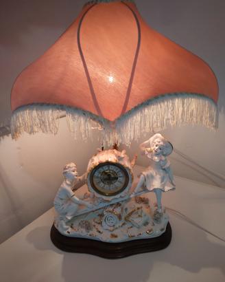 Soprammobile con luce ed orologio 