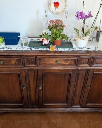 MOBILE CREDENZA