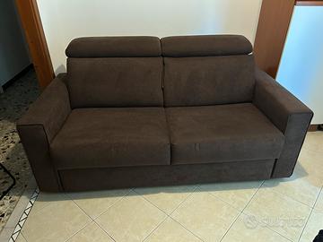 DIVANO-LETTO CON RETE NUOVO