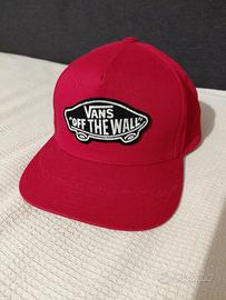 cappellino con visiera 