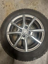 Cerchi in lega Dacia17” + gomme invernali 235/55