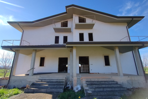 Parte di villa multipiano