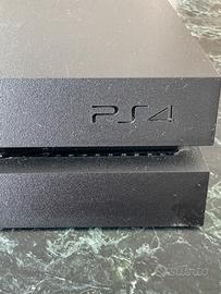 Play Station 4