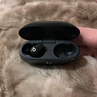 Beats Studio Buds