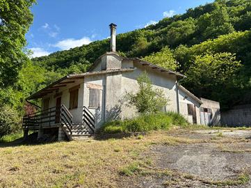 CASA INDIPENDENTE A CANTIANO