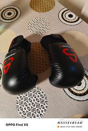 kit guantoni e protezioni boxe e arti marziali 
