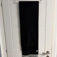 Sciarpa Moschino nera in lana