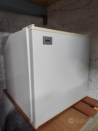 frigo da ufficio o da campeggio ignis
