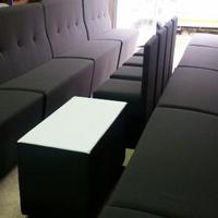 Divani divanetti imbottiti discoteca bar