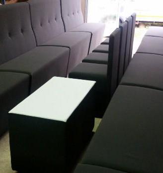 Divani divanetti imbottiti discoteca bar