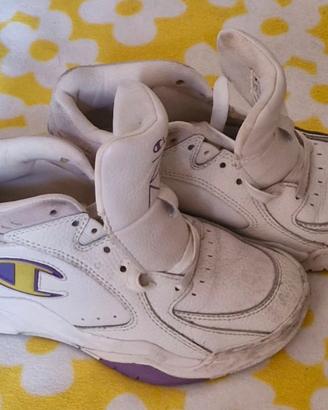 Sneaker