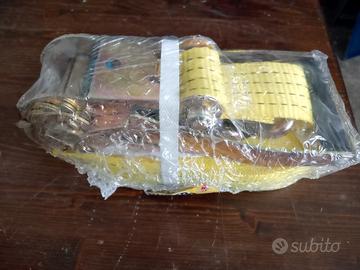 cinghia di ancoraggio