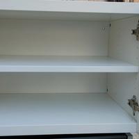 Pensile con ripiano e vetrina Ikea Besta