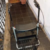 Deambulatore invalidi