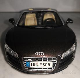 AUDI R8 SPYDER (2011), 1/24 MAISTO