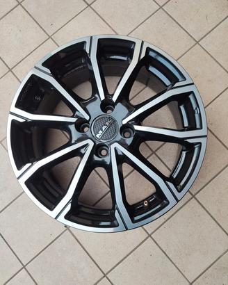 cerchi da 16 per Dacia Sandero