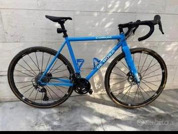 Bici da corsa corum