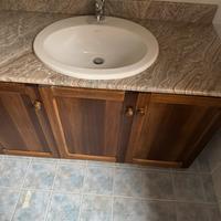 Mobile-lavandino per bagno
