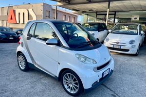 Smart ForTwo 1000 52 kW MHD coupé passion