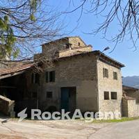 LANGHIRANO (PR) RUSTICO CON TORRE MEDIEVALE