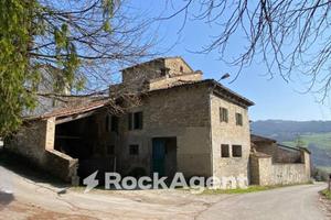 LANGHIRANO (PR) RUSTICO CON TORRE MEDIEVALE