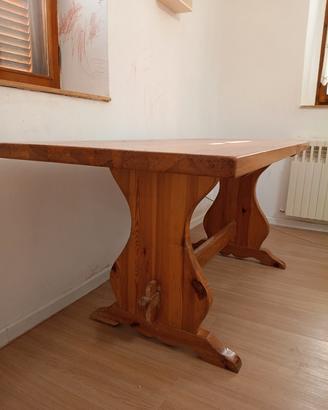 Tavolo in legno  massello