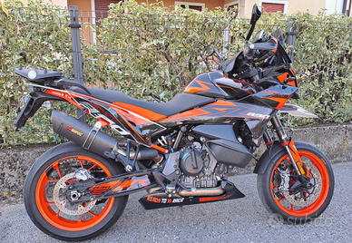 KTM 890 SMT Tech Pack