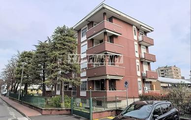 QUADRILOCALE CON BOX E CANTINA