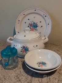 Zuppiera e Piatti Vintage con Fiori Blu/Rosa | Set