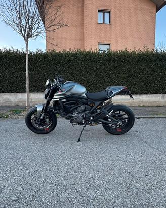 Ducati Monster + 937 2022