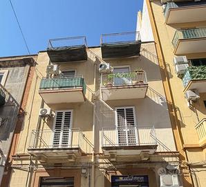 2 LOCALI A BARI