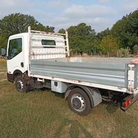 Nissan cabstar 