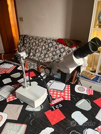 Microscopio binoculare