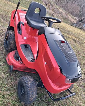 trattorino tagliaerba