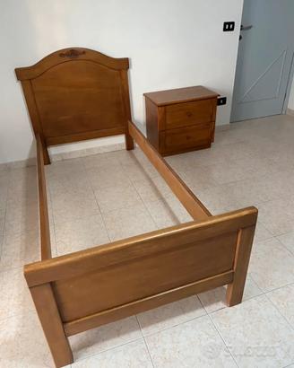 Letto singolo + comodino ARTIGIANALI