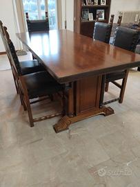 TAVOLO CON 6 SEDIE IN PELLE